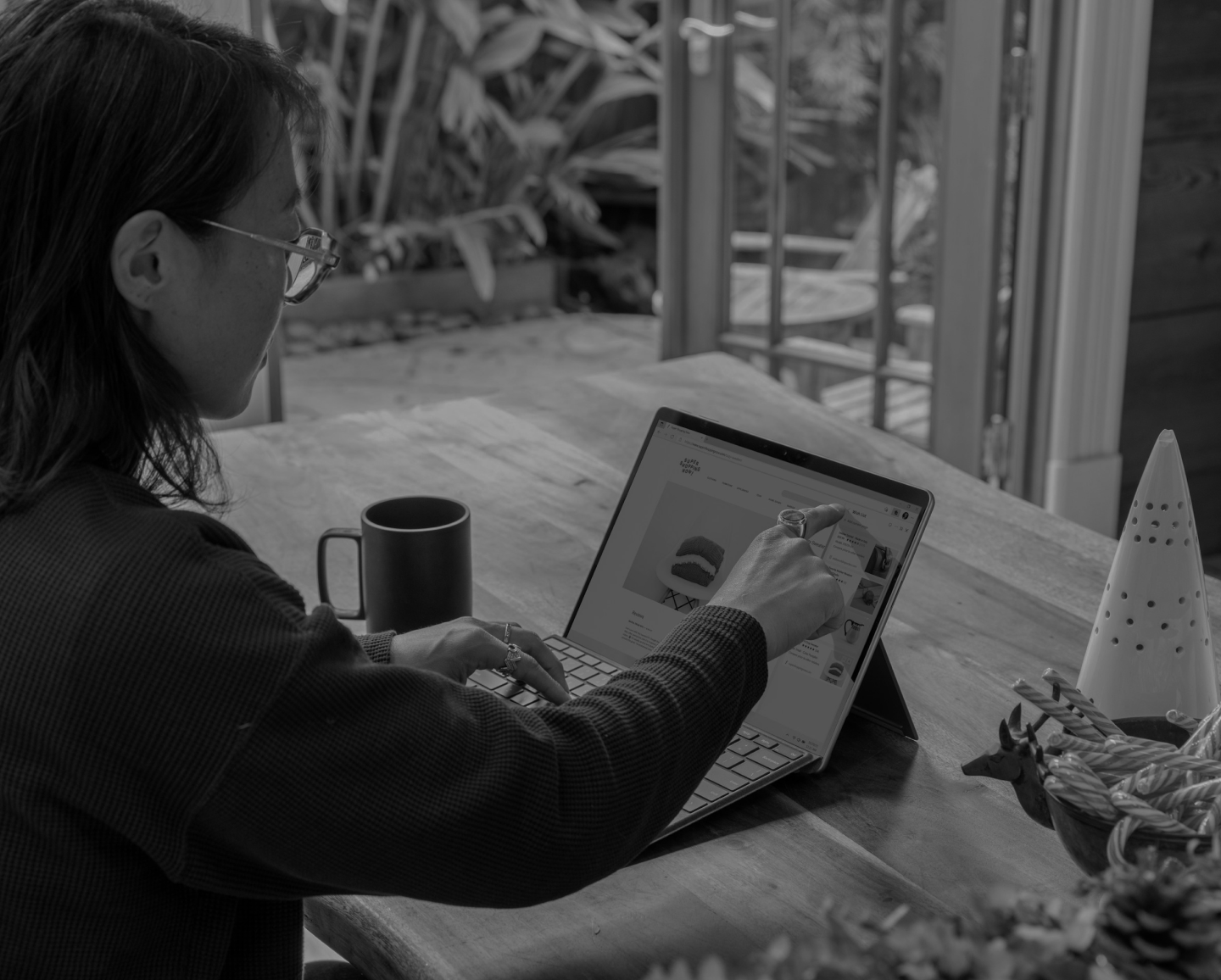 Mastering Adult Content Writing: Strategies for Engagement and SEO