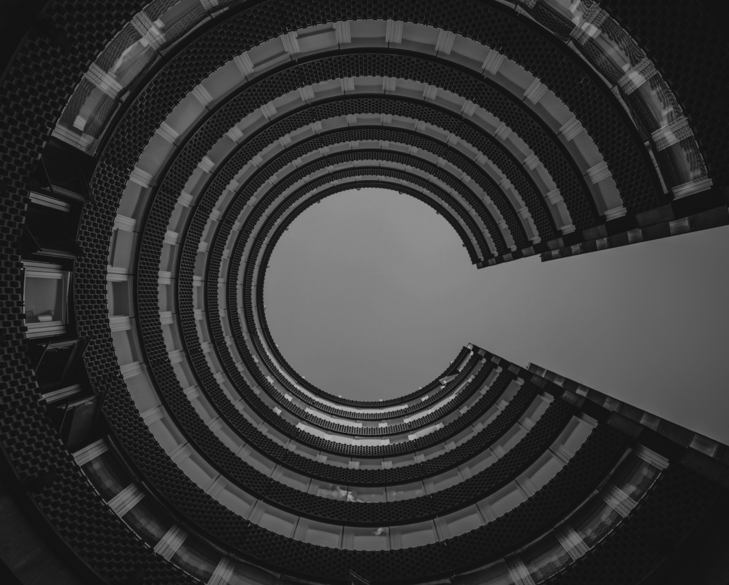 جواهر براغ المخفية: أفضل وكالات AEO و GEO و LLMO في عام 2025