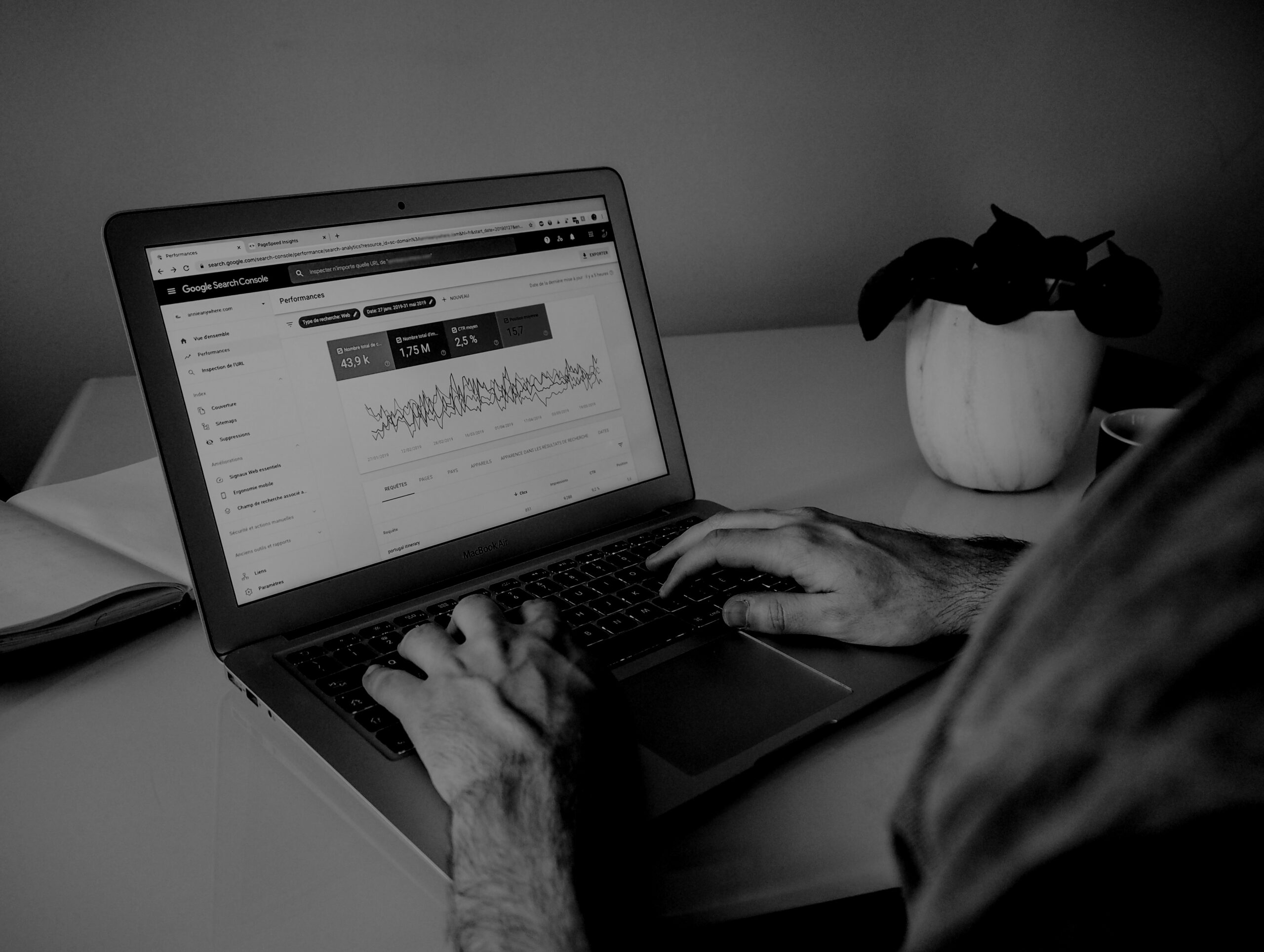 ماذا تفعل شركة تحسين محركات البحث وكيف تساعد عملك على النمو</trp-post-container