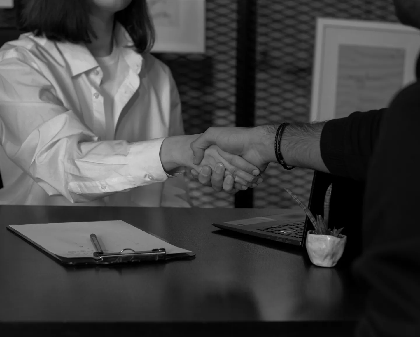 11 Best ChatGPT Ads Agencies in Ottawa (2026)